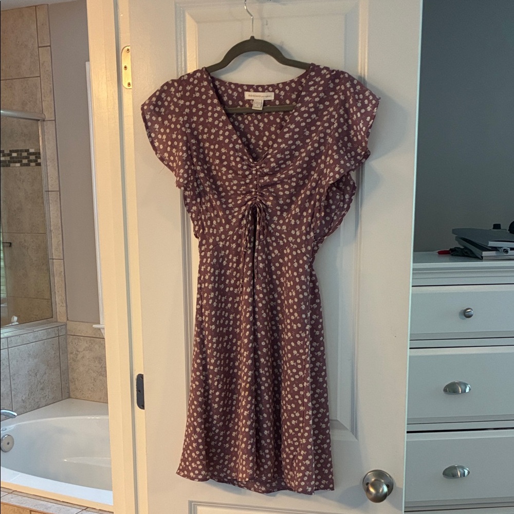 Elegant Mauve Floral Midi Dress